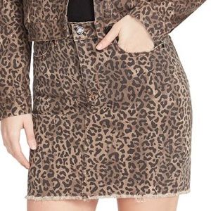 William Rast Wild Cheetah Mini Skirt Jr NWT Sz 27